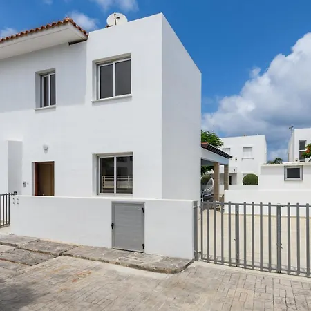 Konnos Breeze Villa